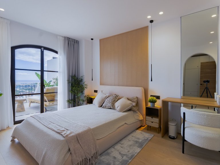 Villa for Sale in Los Arqueros, Malaga 8