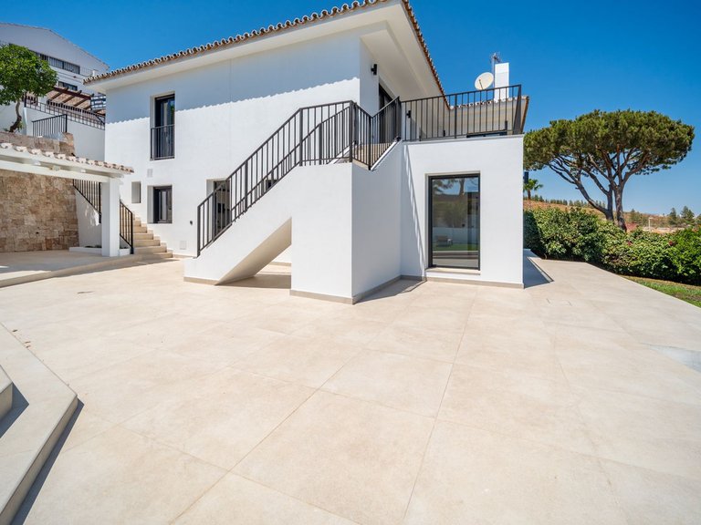 Villa for Sale in La Cala De Mijas, Malaga 16