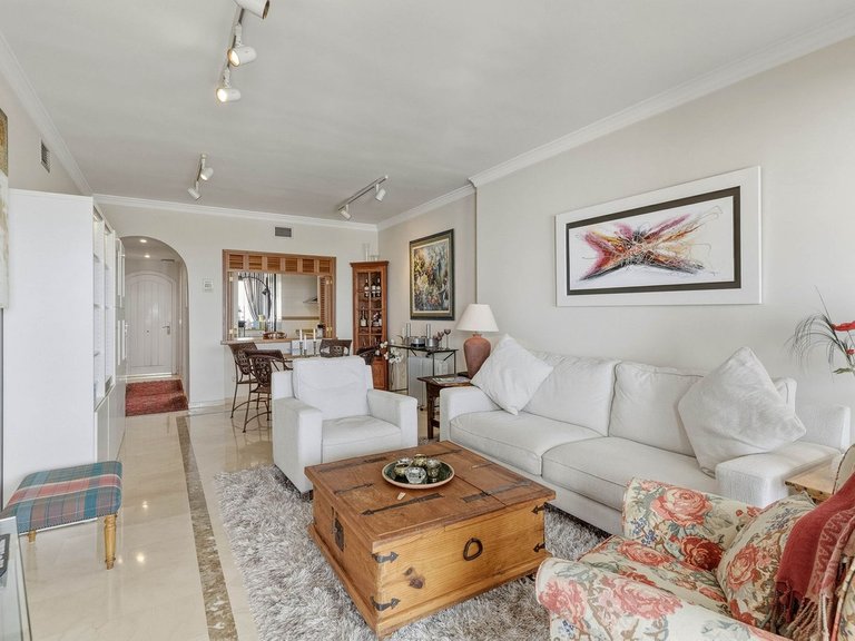 Apartment for Sale in Benahavís, Malaga 5