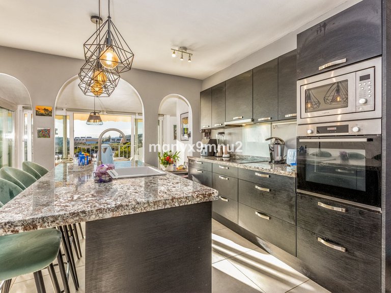 Villa for Sale in El Chaparral, Malaga 14