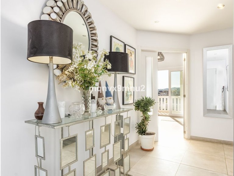 Villa for Sale in El Chaparral, Malaga 25