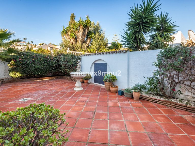 Villa for Sale in El Chaparral, Malaga 8