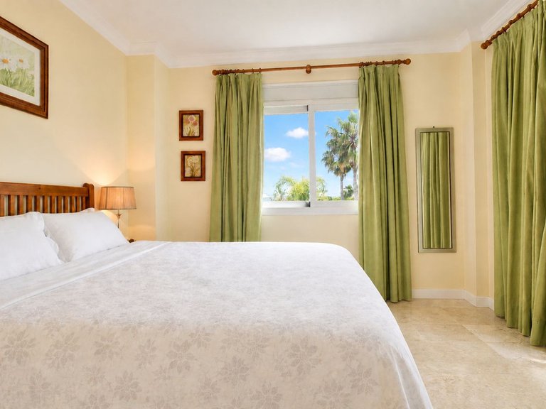 Apartment for Sale in Mijas Golf, Malaga 10