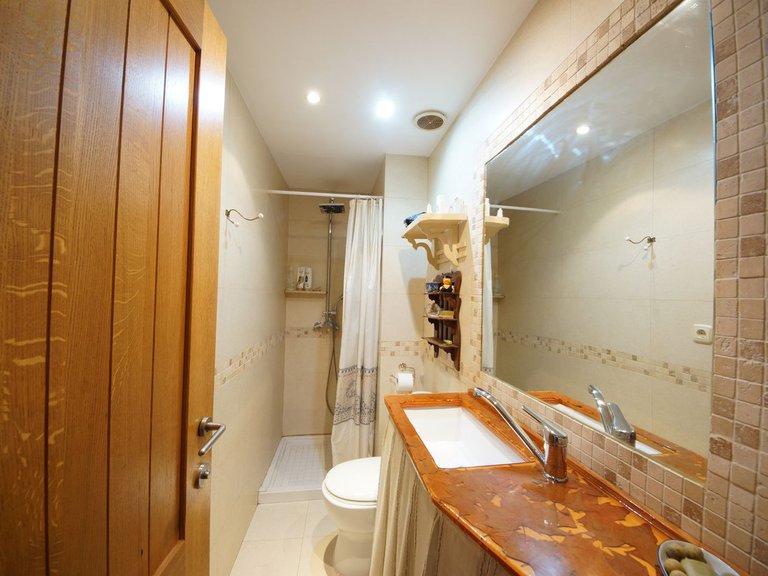 Villa for Sale in Nueva Andalucía, Malaga 6