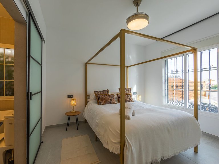 Villa for Sale in La Duquesa, Malaga 19