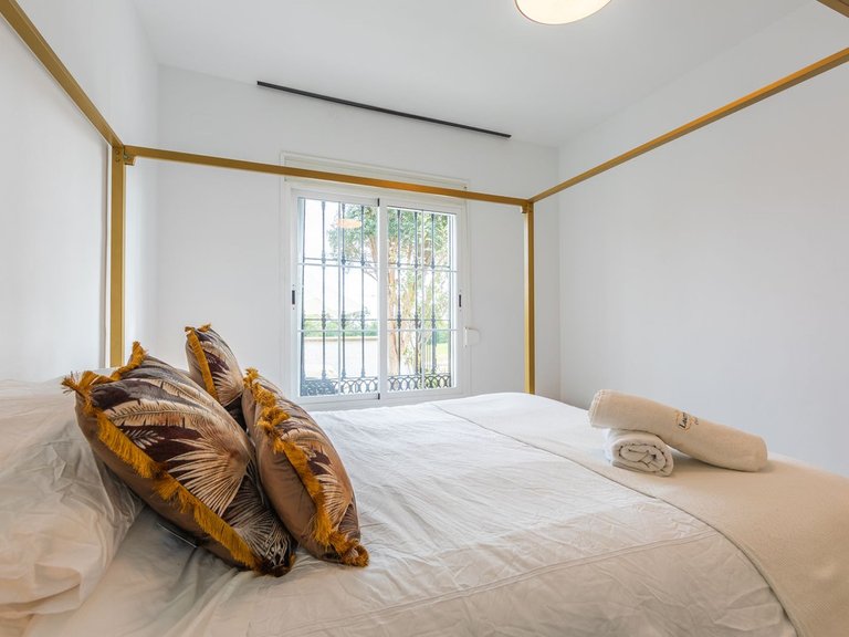 Villa for Sale in La Duquesa, Malaga 23