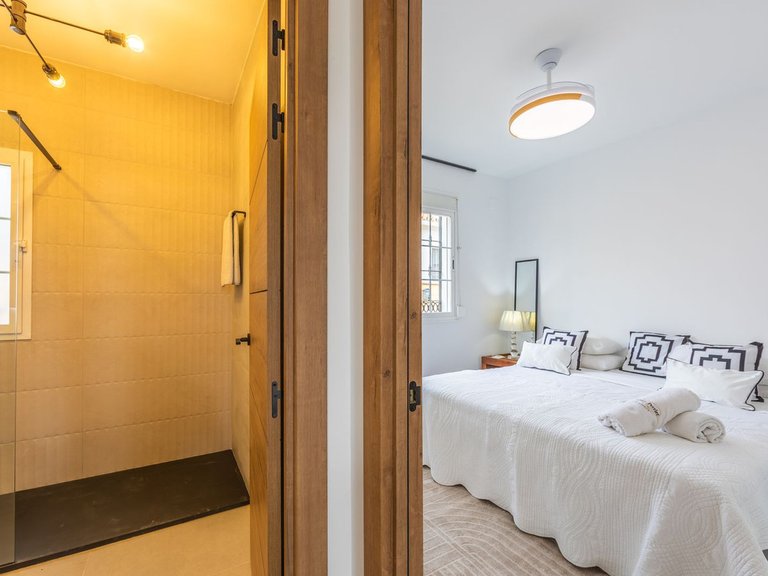 Villa for Sale in La Duquesa, Malaga 29