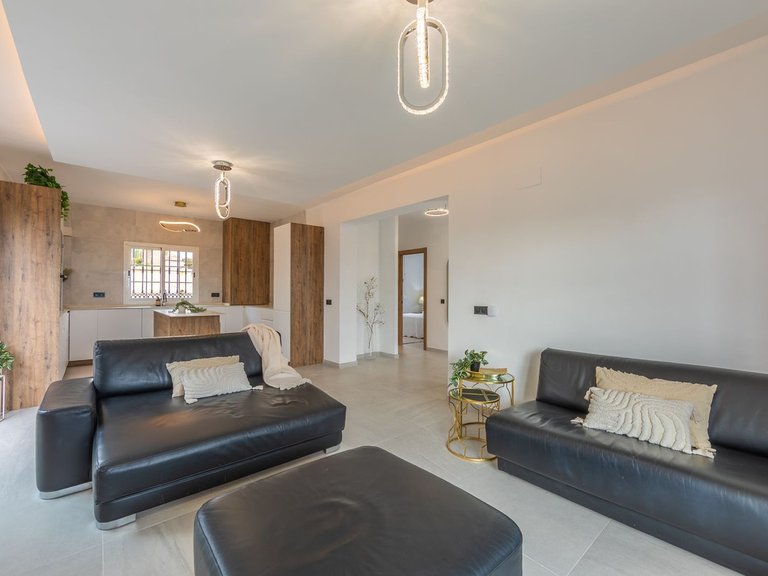 Villa for Sale in La Duquesa, Malaga 8