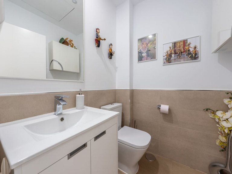Villa for Sale in Manilva, Malaga 10