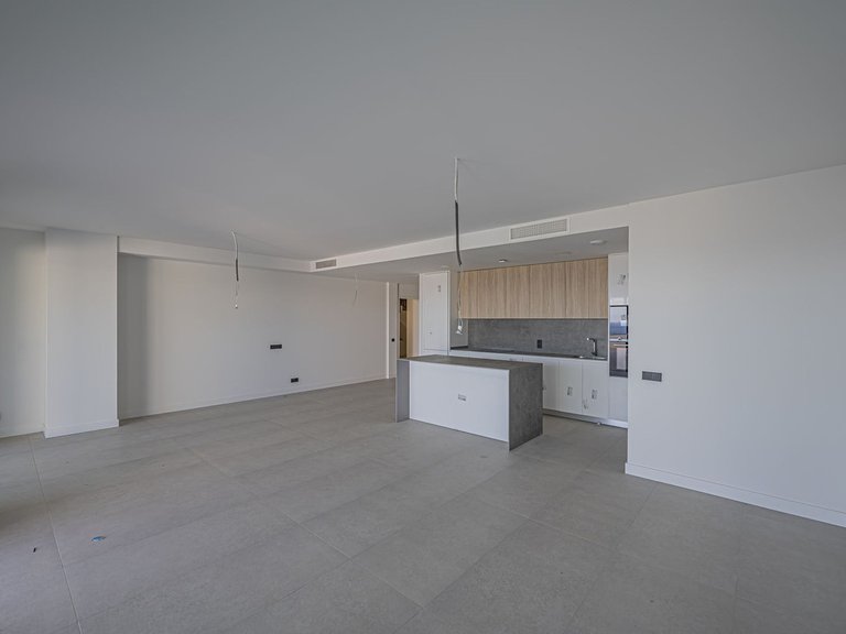 Apartment for Sale in Altos De Los Monteros, Malaga 5