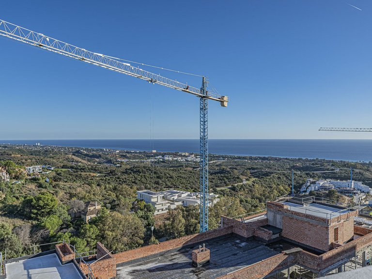 Apartment for Sale in Altos De Los Monteros, Malaga 7