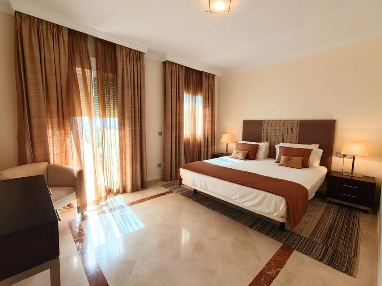 Apartment for Sale in San Roque Club, Cadiz 11