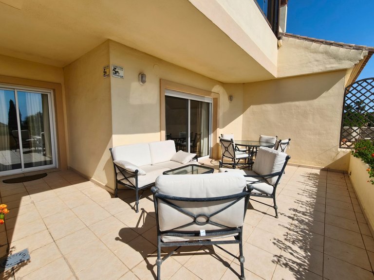 Apartment for Sale in San Roque Club, Cadiz 28