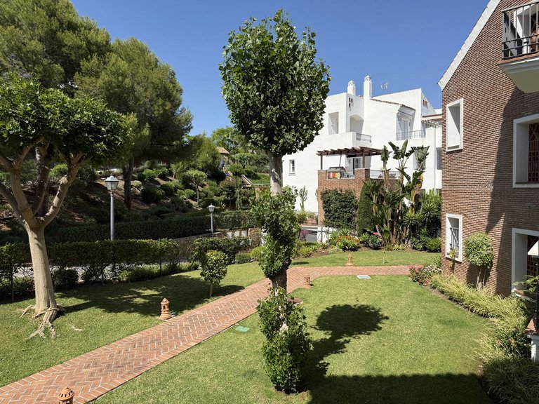 Apartment for Sale in Los Arqueros, Malaga 15