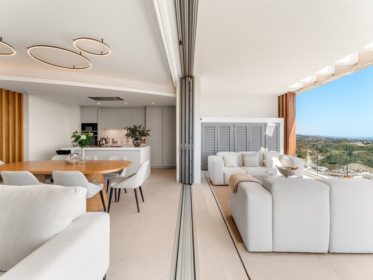 Apartment for Sale in Benahavís, Malaga 11