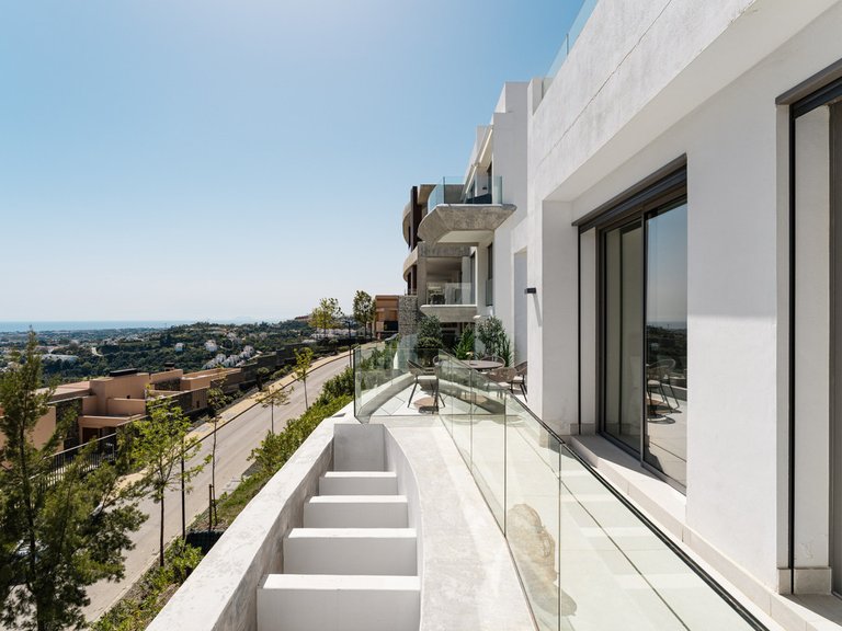 Apartment for Sale in Benahavís, Malaga 35