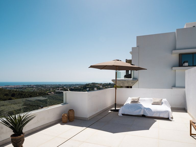 Apartment for Sale in Benahavís, Malaga 37