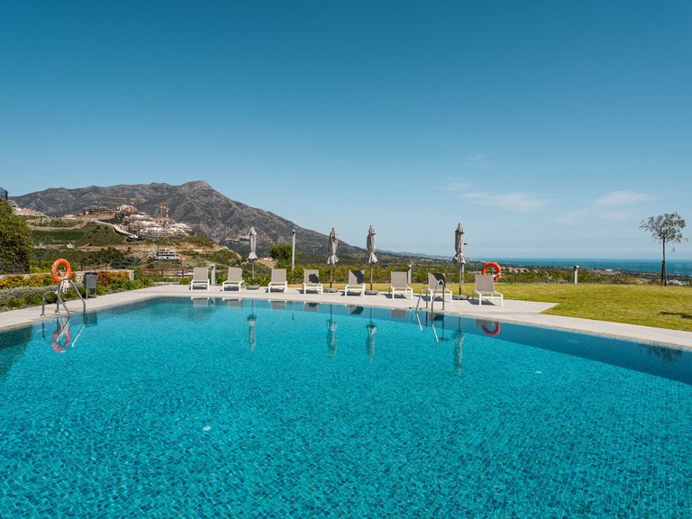 Apartment for Sale in Benahavís, Malaga 41