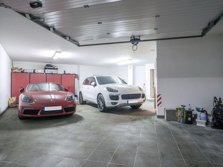 Villa for Sale in The Golden Mile, Malaga 15