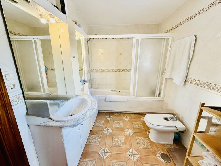 Villa for Sale in Alhaurín De La Torre, Malaga 15
