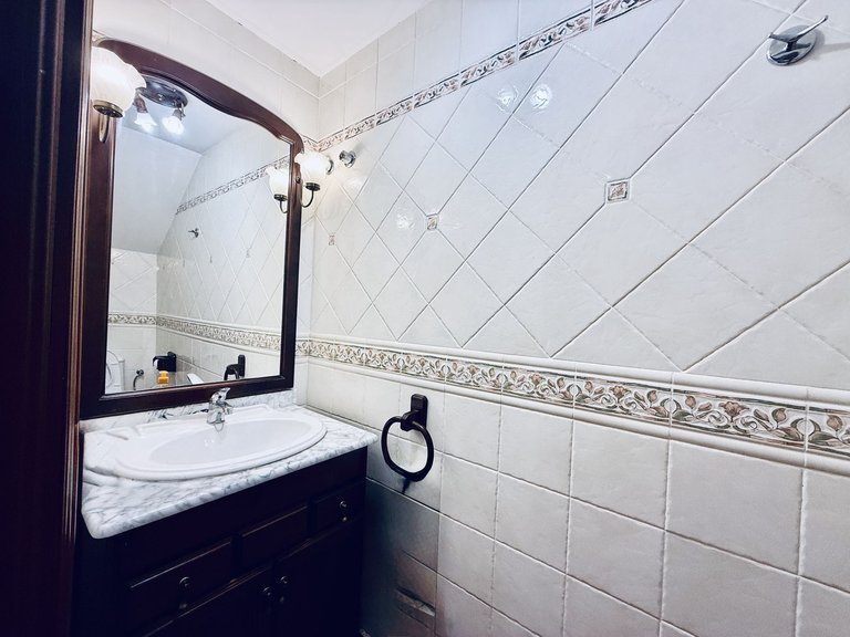 Villa for Sale in Alhaurín De La Torre, Malaga 29