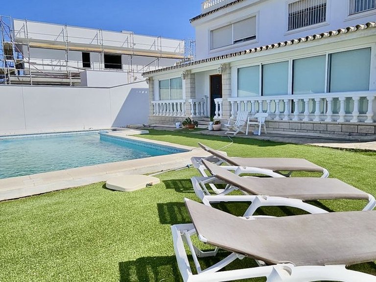 Villa for Sale in Alhaurín De La Torre, Malaga 3