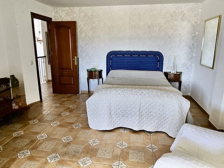 Villa for Sale in Alhaurín De La Torre, Malaga 30