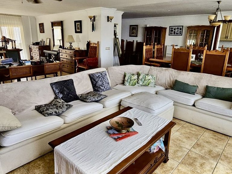 Villa for Sale in Alhaurín De La Torre, Malaga 33