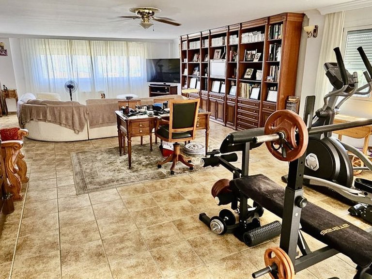 Villa for Sale in Alhaurín De La Torre, Malaga 35