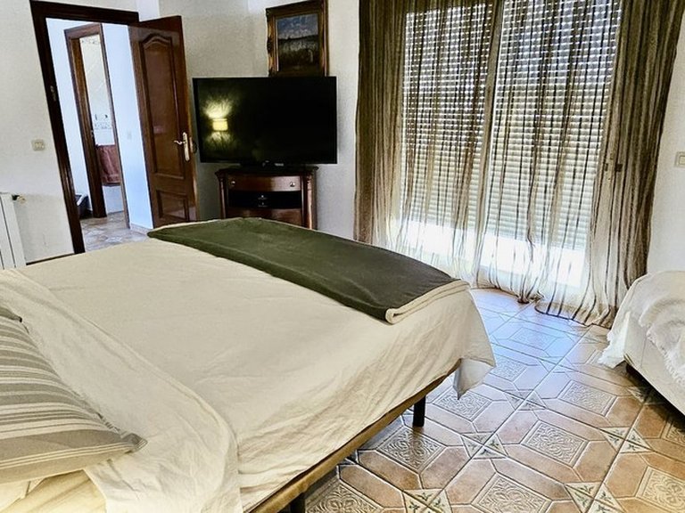 Villa for Sale in Alhaurín De La Torre, Malaga 38