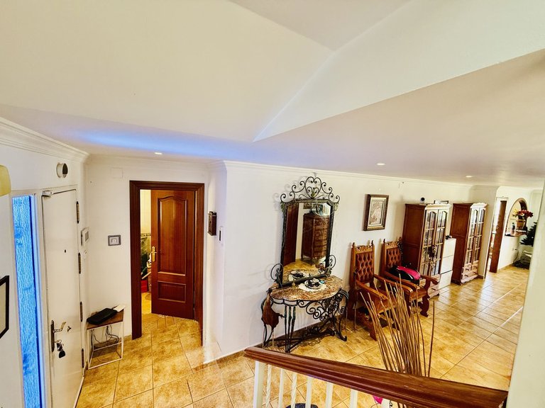 Villa for Sale in Alhaurín De La Torre, Malaga 8