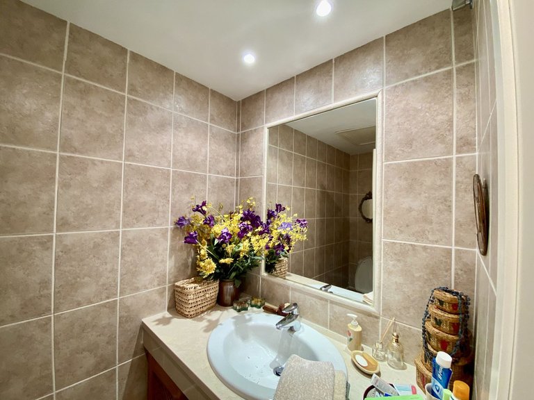 Apartment for Sale in Hacienda Del Sol, Malaga 11