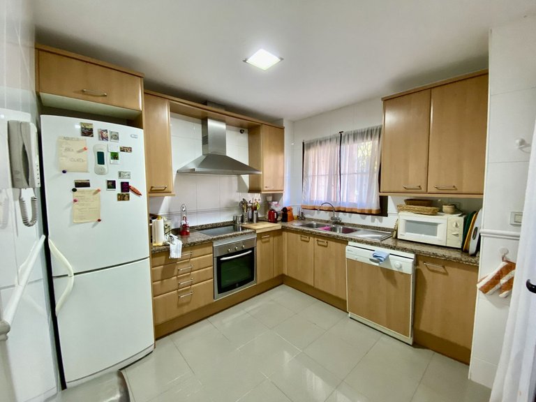 Apartment for Sale in Hacienda Del Sol, Malaga 12