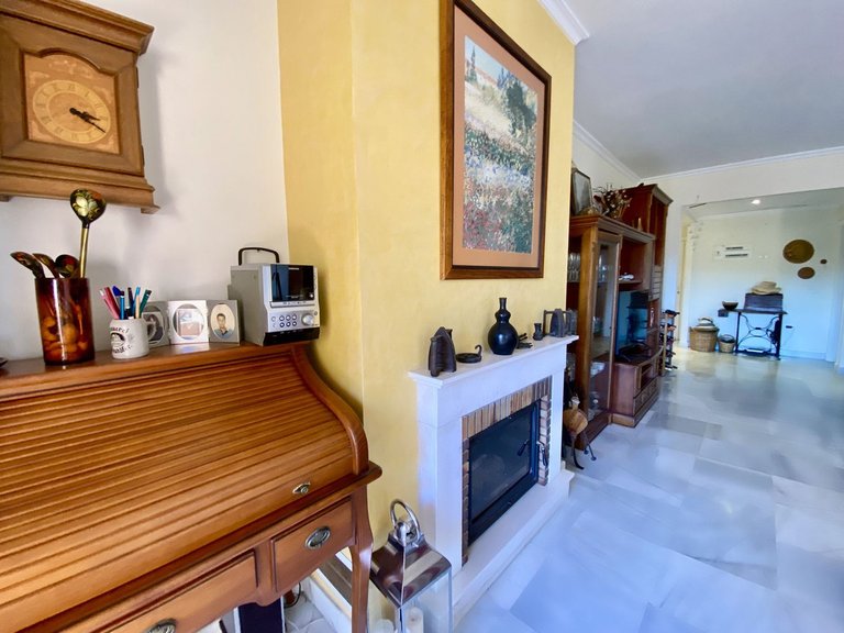 Apartment for Sale in Hacienda Del Sol, Malaga 5