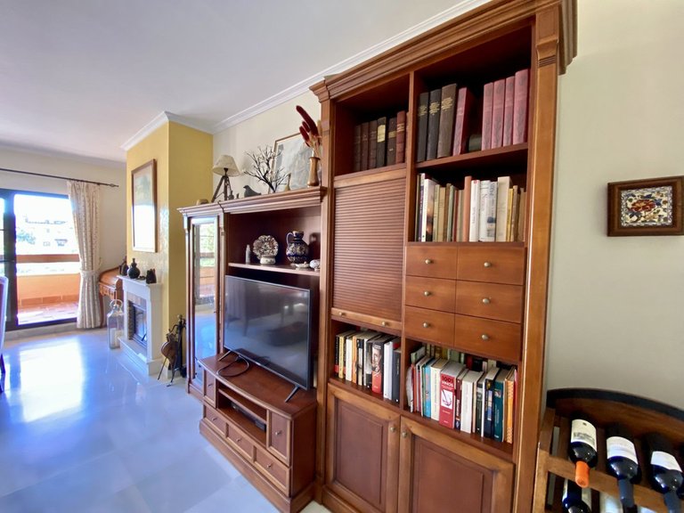 Apartment for Sale in Hacienda Del Sol, Malaga 6