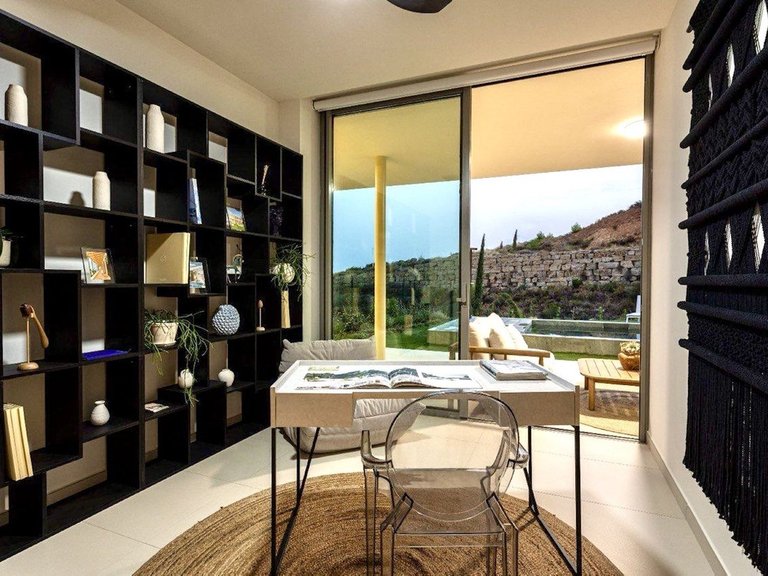 Apartment for Sale in Higueron, Malaga 5