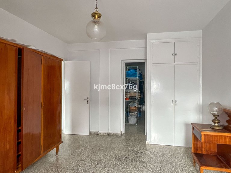 Villa for Sale in Marbella, Malaga 11