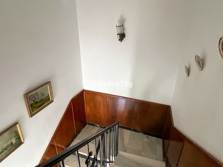 Villa for Sale in Marbella, Malaga 16