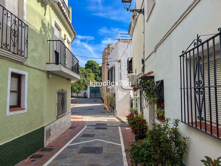 Villa for Sale in Marbella, Malaga 2