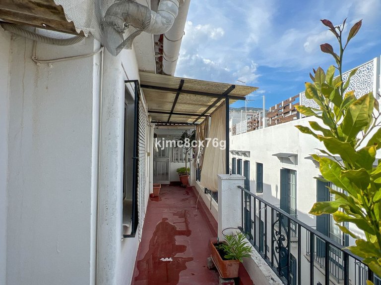 Villa for Sale in Marbella, Malaga 24