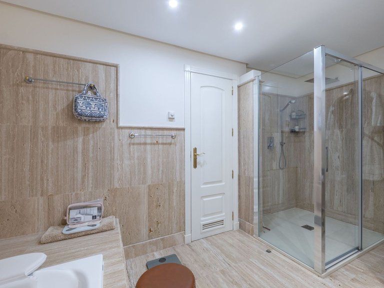 Apartment for Sale in Los Monteros, Malaga 22