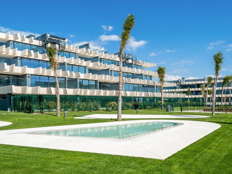 Apartment for Sale in New Golden Mile, Malaga 1