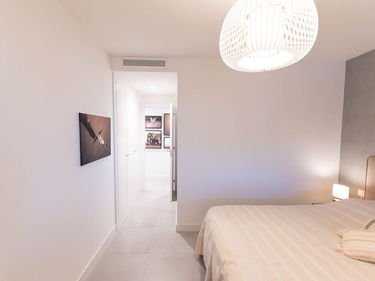 Apartment for Sale in New Golden Mile, Malaga 11