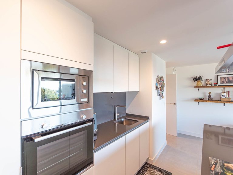 Apartment for Sale in New Golden Mile, Malaga 22