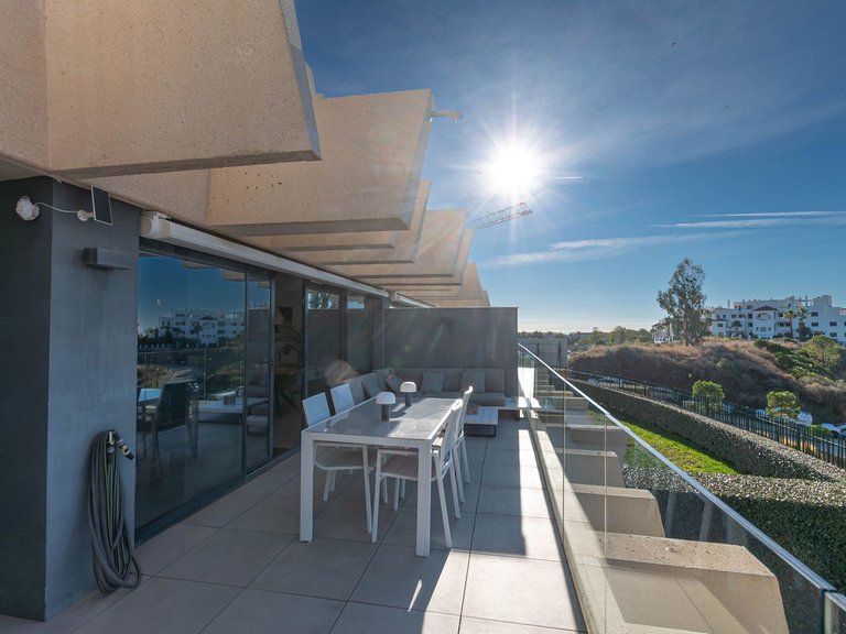 Apartment for Sale in New Golden Mile, Malaga 7