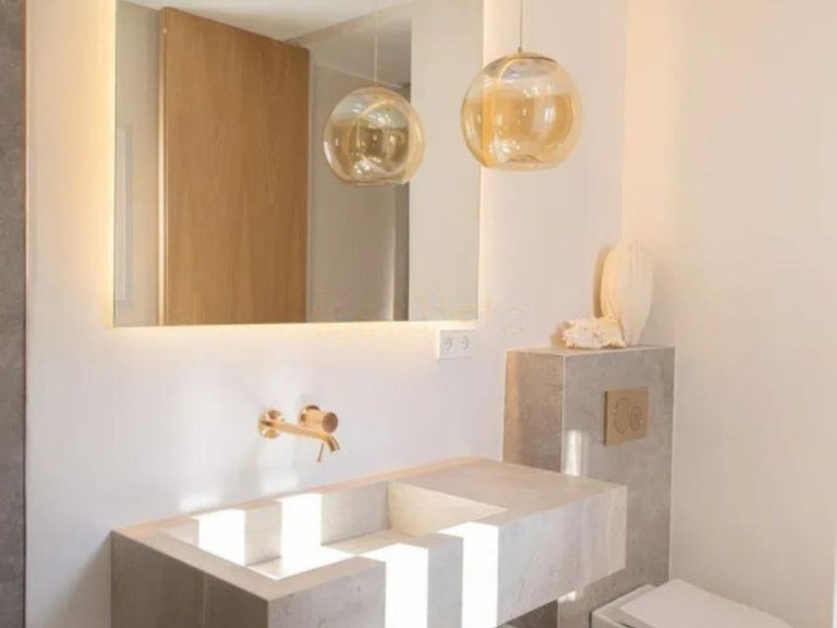 Apartment for Sale in Nueva Andalucía, Malaga 21