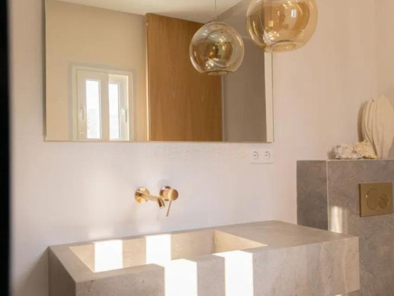 Apartment for Sale in Nueva Andalucía, Malaga 24