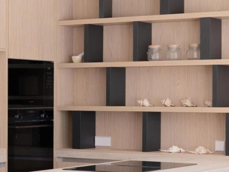 Apartment for Sale in Nueva Andalucía, Malaga 25