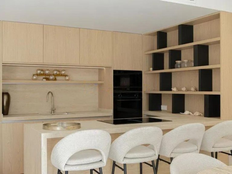 Apartment for Sale in Nueva Andalucía, Malaga 26