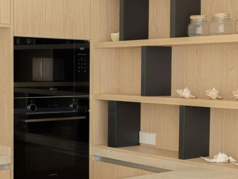 Apartment for Sale in Nueva Andalucía, Malaga 31
